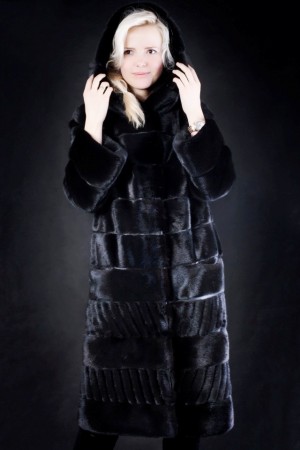 Меховое пальто