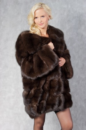 Манто с двойным капюшоном