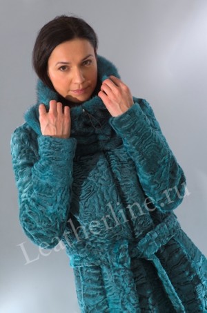 Пальто из каракуля